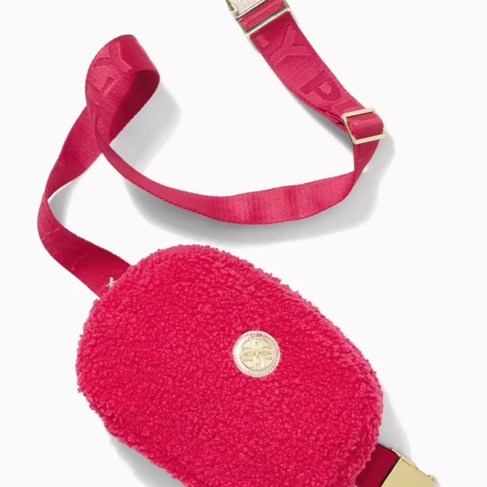 Lilly Pulitzer Jeanie Sherpa Belt Bag in Raspberry Rouge - Picture 4 of 6